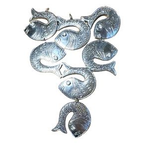 Metal/Rhinstone Fish Pendant Necklace